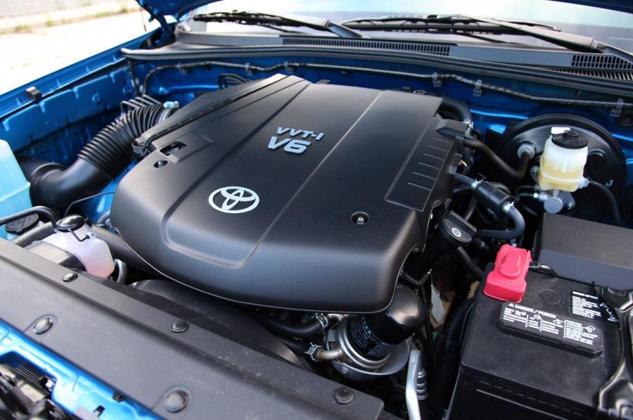  Toyota Tacoma 4x2 PreRunner 2010 года  (фото 27 из 46)